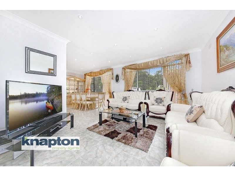 13 Clio St, Wiley Park NSW 2195