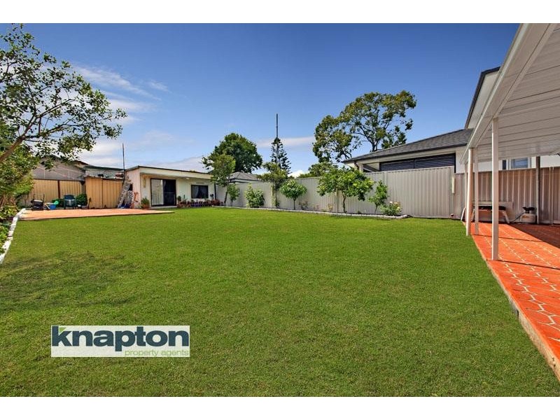 13 Clio St, Wiley Park NSW 2195
