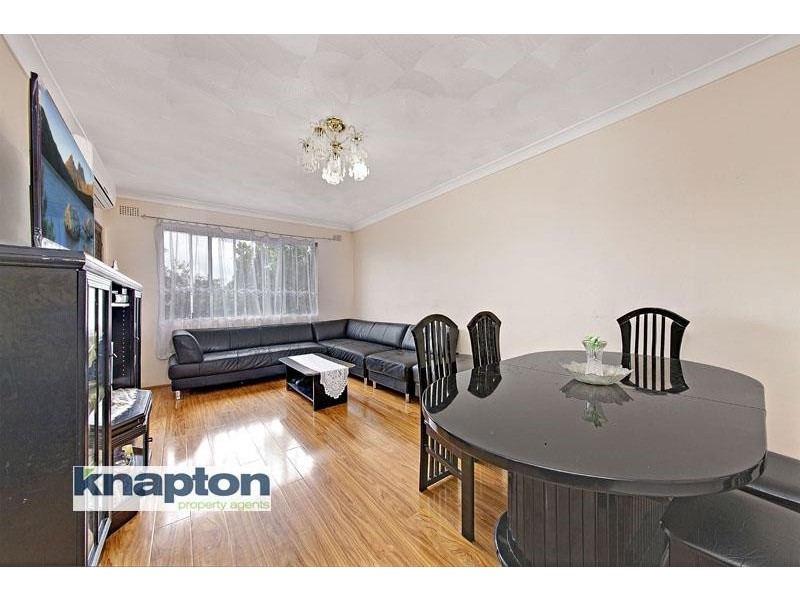 2/84  Bdwy, Punchbowl NSW 2196