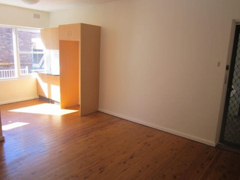 1/38 Rossmore Ave, Punchbowl NSW 2196