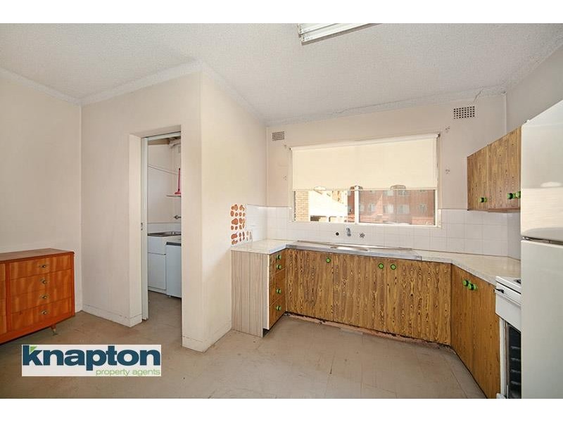 10/23 Phillip St, Roselands NSW 2196