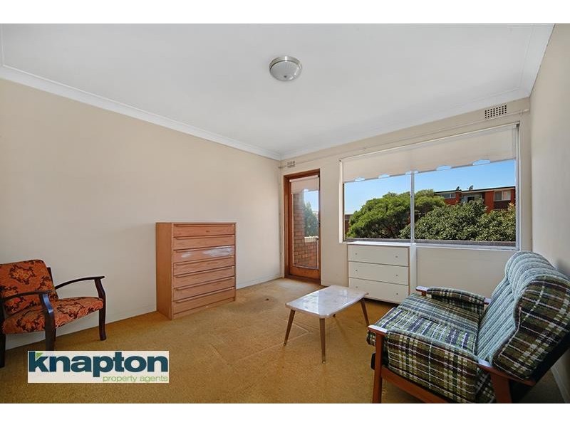 10/23 Phillip St, Roselands NSW 2196