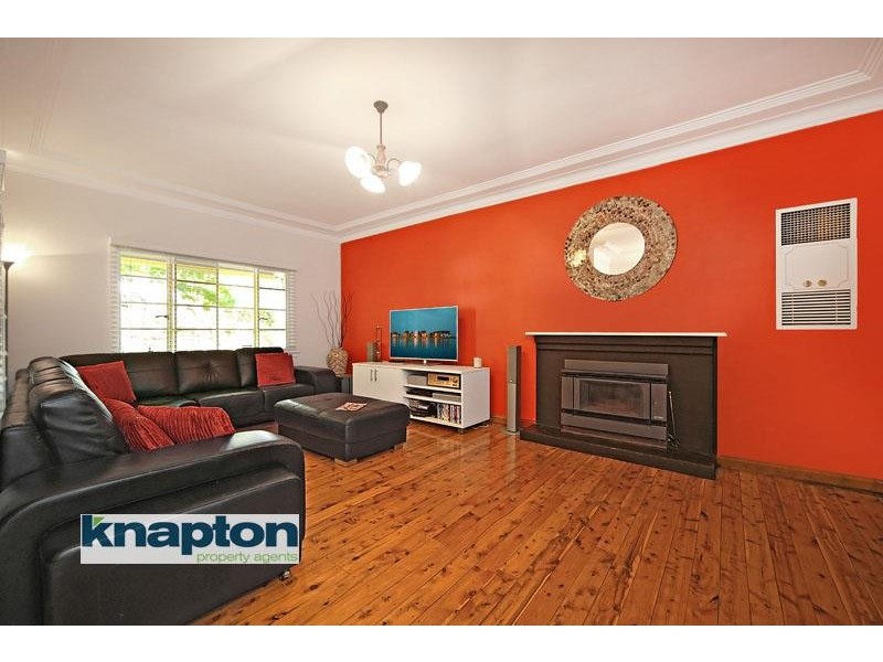 70 Sutherland Rd, Jannali NSW 2226