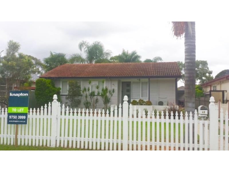 40 Brallos Ave, Holsworthy NSW 2173