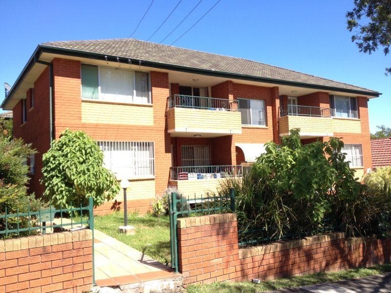 9/117-119 Ernest St, Lakemba NSW 2195