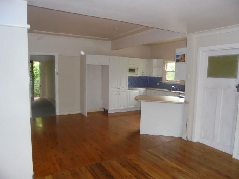 154 Waratah St, Sutherland NSW 2232