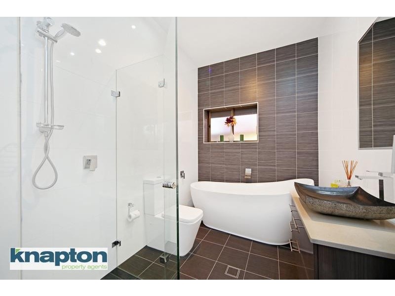 2 Samuel St, Wiley Park NSW 2195