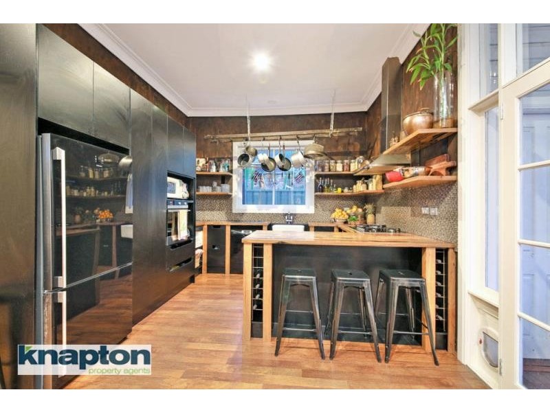 3 Grandview Cres, Lugarno NSW 2210