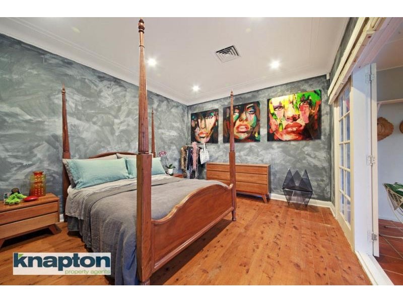 3 Grandview Cres, Lugarno NSW 2210