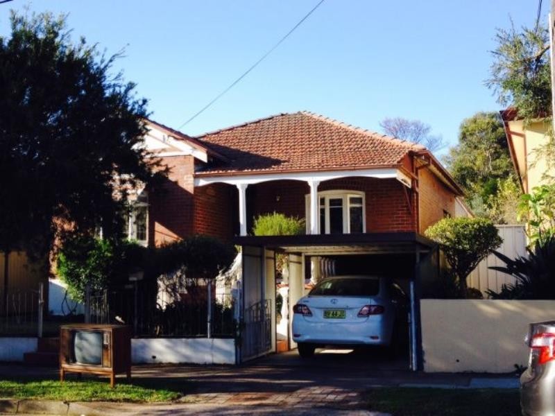 19 Hampden Rd, Lakemba NSW 2195