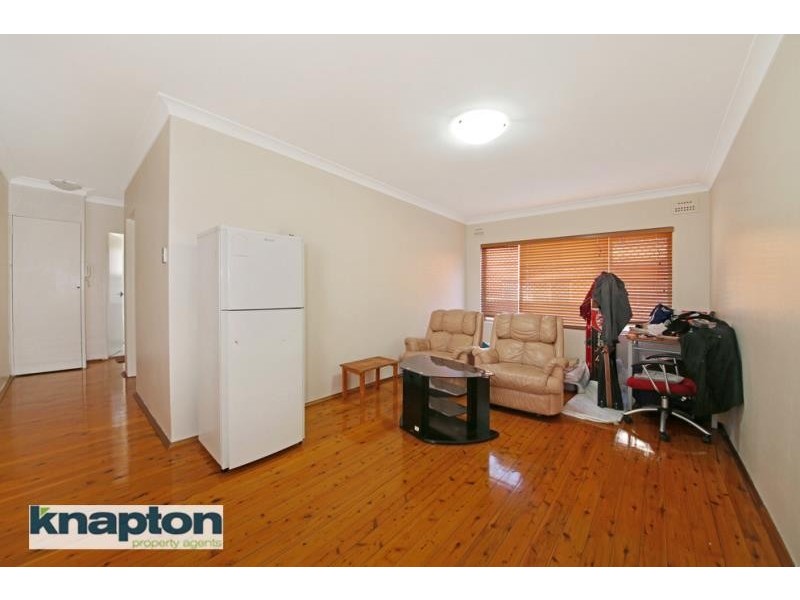 4/2 Denman Ave, Wiley Park NSW 2195