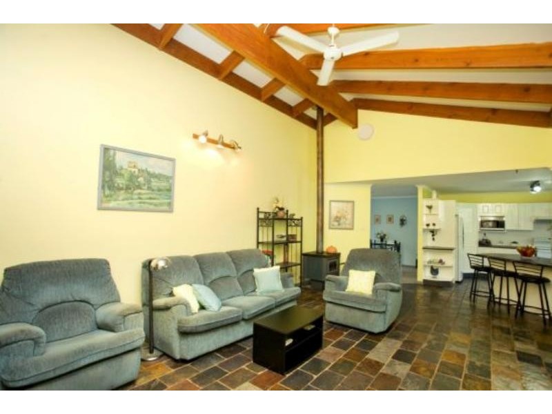 8 Kingfisher Dr, Wingham NSW 2429