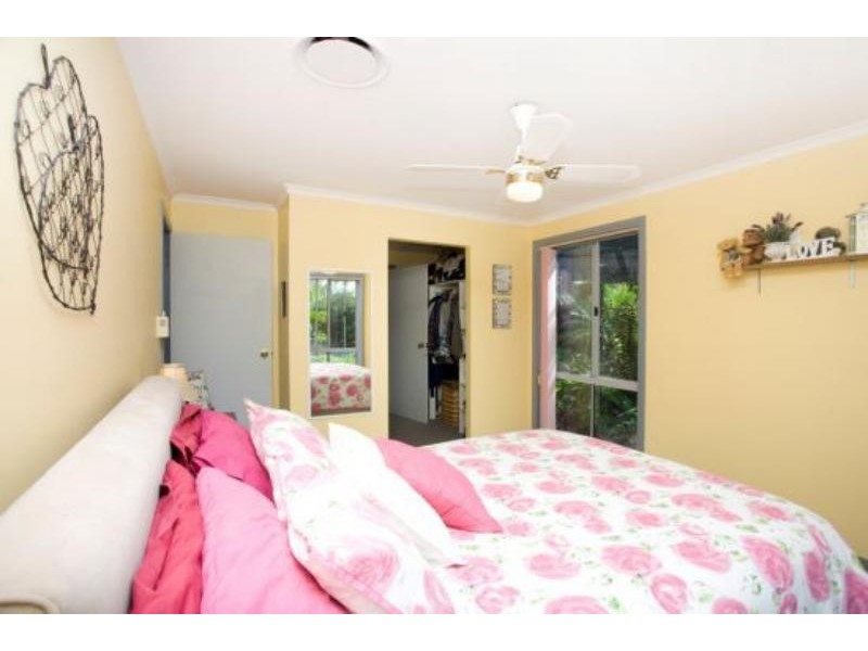 8 Kingfisher Dr, Wingham NSW 2429