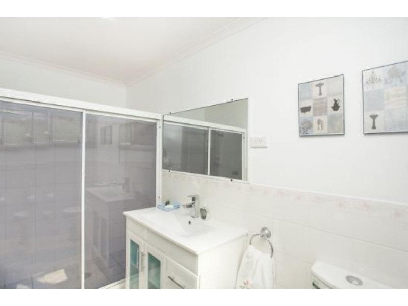 8 Kingfisher Dr, Wingham NSW 2429