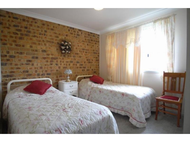 2 Mallee Cl, Wingham NSW 2429