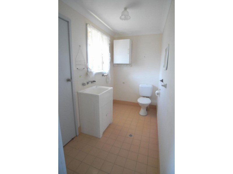 2 Mallee Cl, Wingham NSW 2429