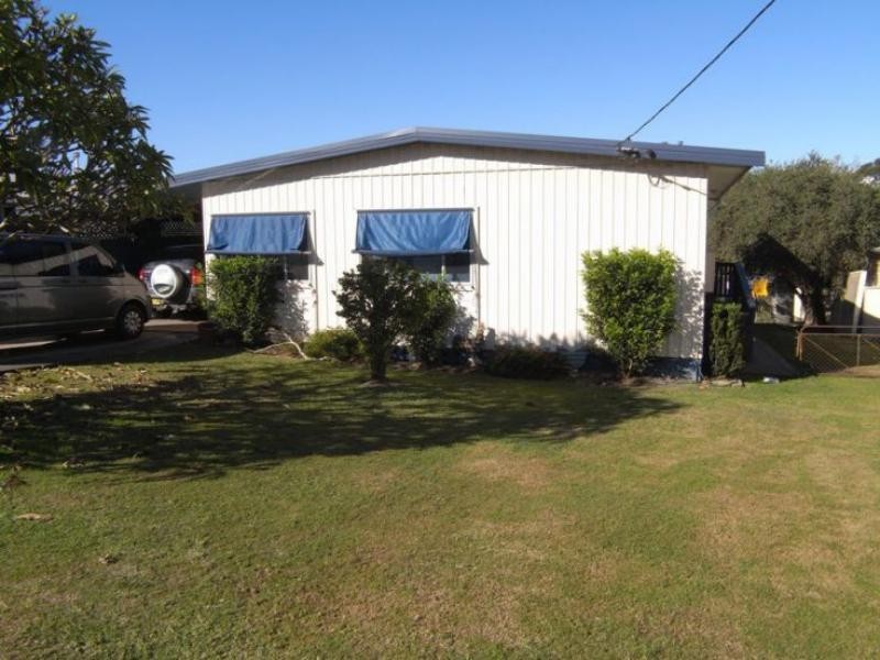 25 Moon St, Wingham NSW 2429