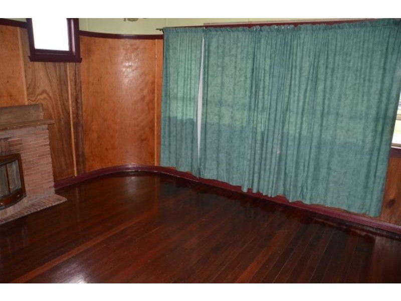 25 Primrose St, Wingham NSW 2429