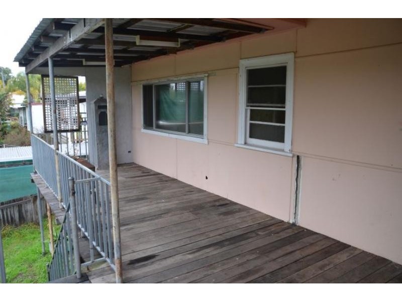 25 Primrose St, Wingham NSW 2429