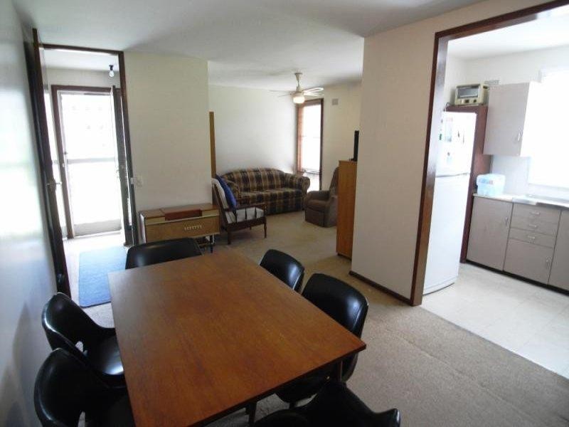 9 Irvine St, Wingham NSW 2429