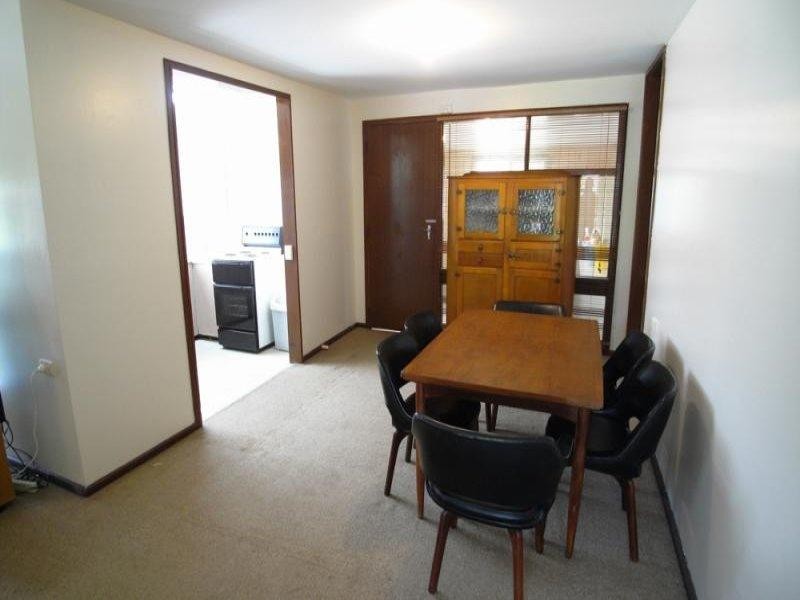 9 Irvine St, Wingham NSW 2429