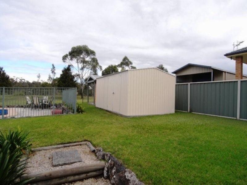 8 Country Club Dr, Wingham NSW 2429