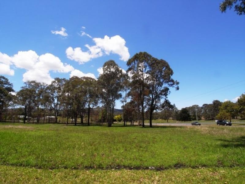 1 Coghlan Ave, Wingham NSW 2429