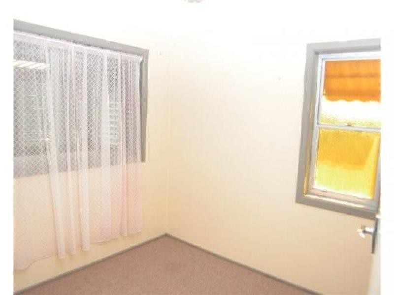 82 Richardson St, Wingham NSW 2429