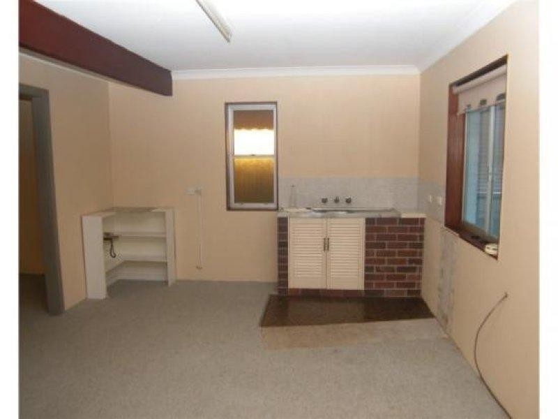 82 Richardson St, Wingham NSW 2429