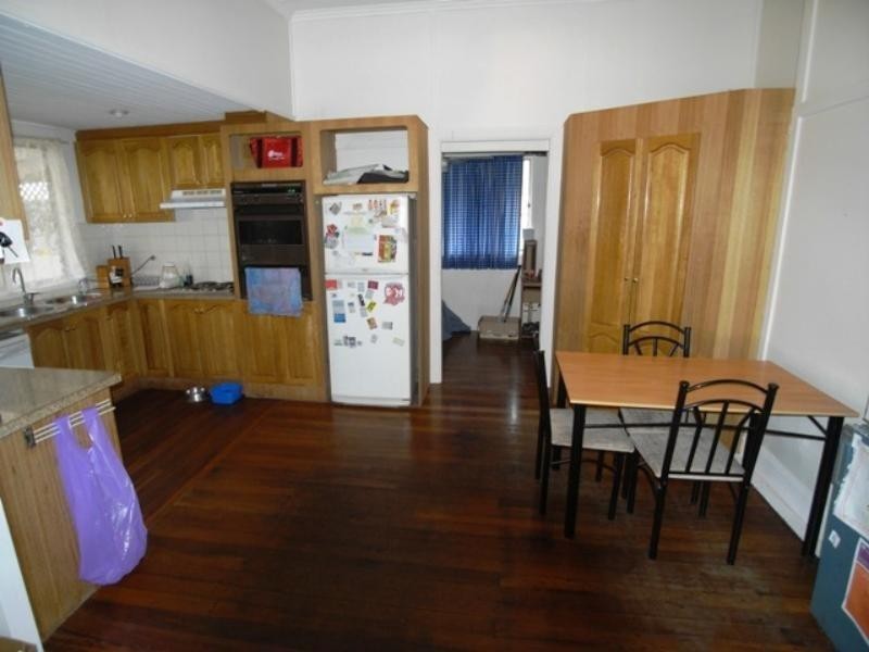 11 William St, Wingham NSW 2429