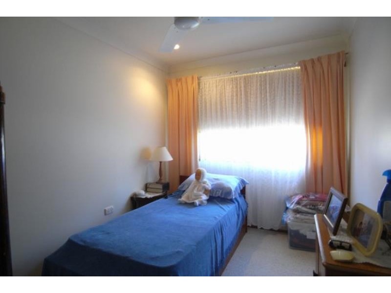 4 Hillcrest Ave, Wingham NSW 2429