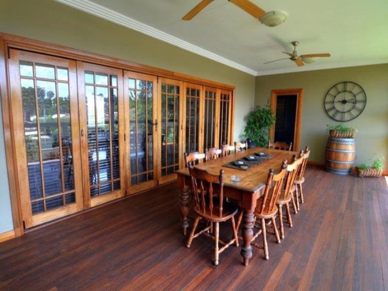 1 Lobban Rd, Wingham NSW 2429