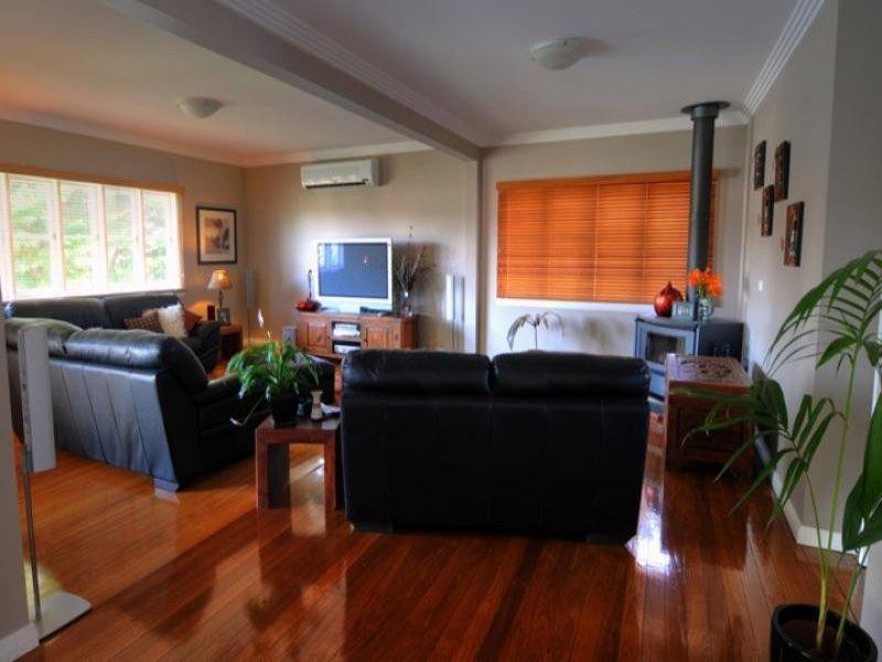 1 Lobban Rd, Wingham NSW 2429