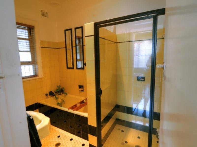 1 Lobban Rd, Wingham NSW 2429