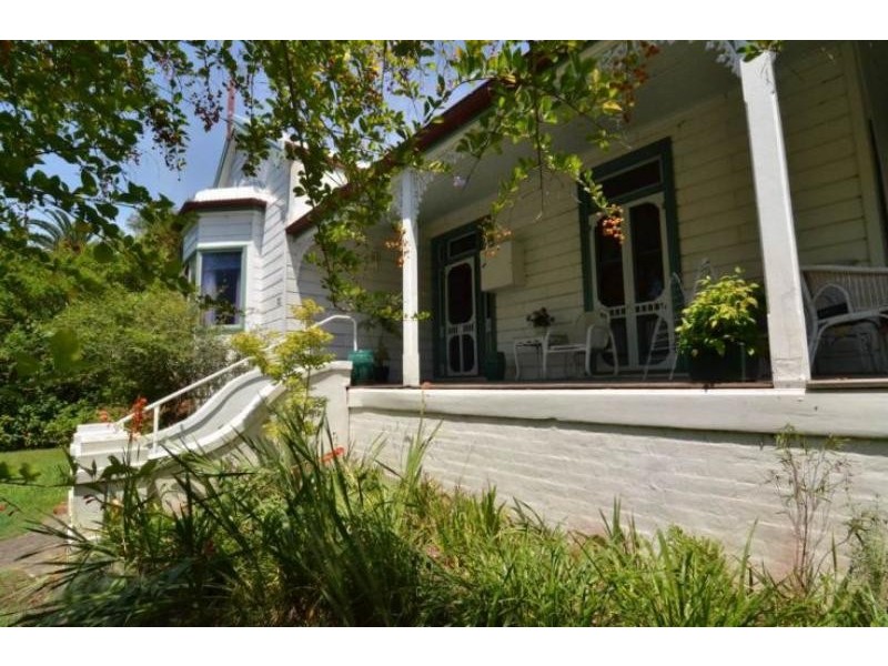 22 Queen St, Wingham NSW 2429
