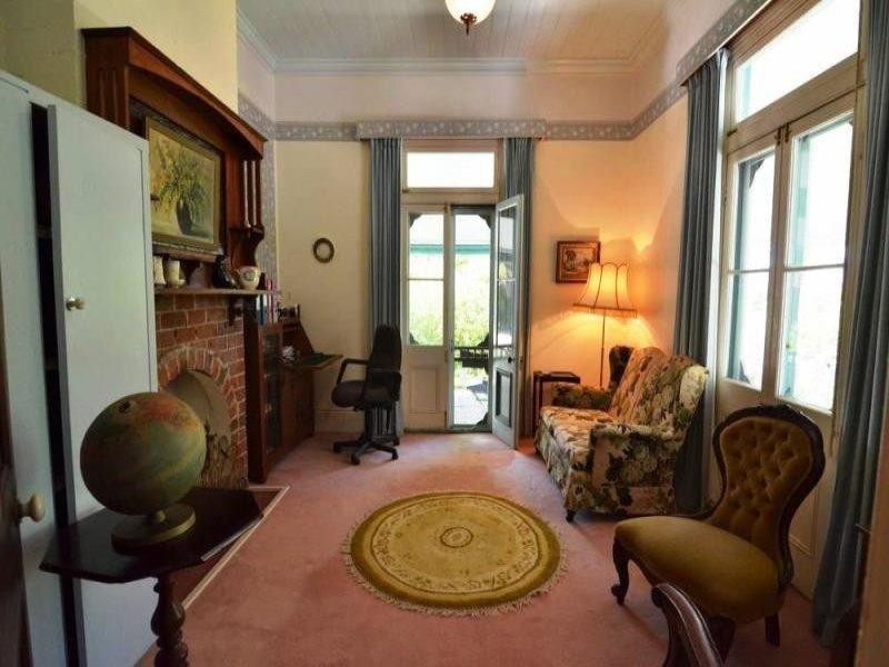 22 Queen St, Wingham NSW 2429