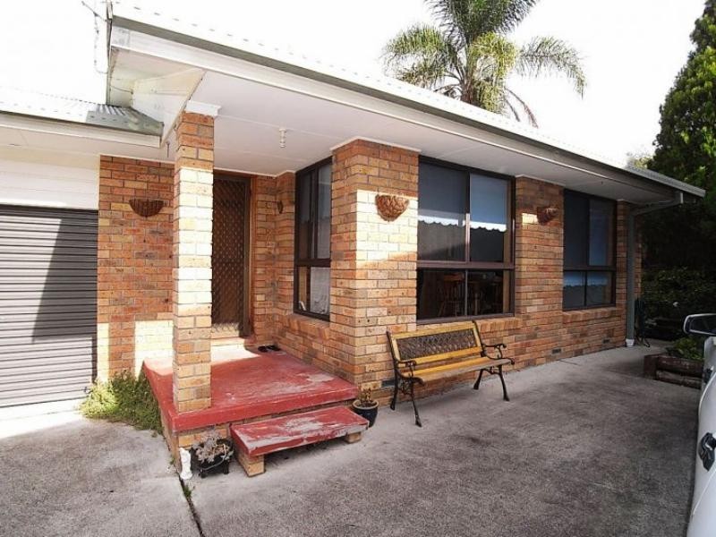 2/18 Bahanas Cl, Wingham NSW 2429