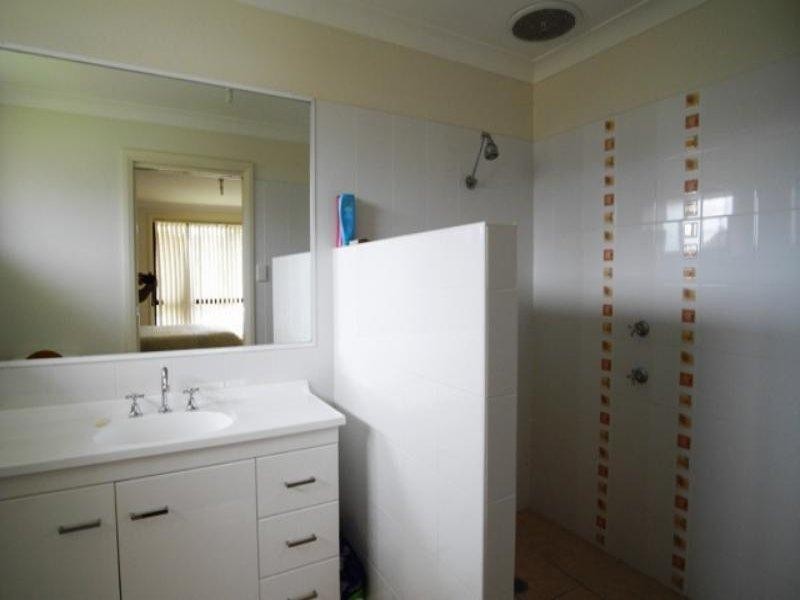 21 Hunter Pl, Wingham NSW 2429