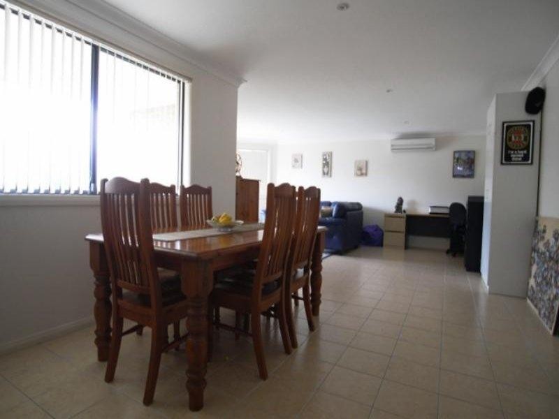 21 Hunter Pl, Wingham NSW 2429