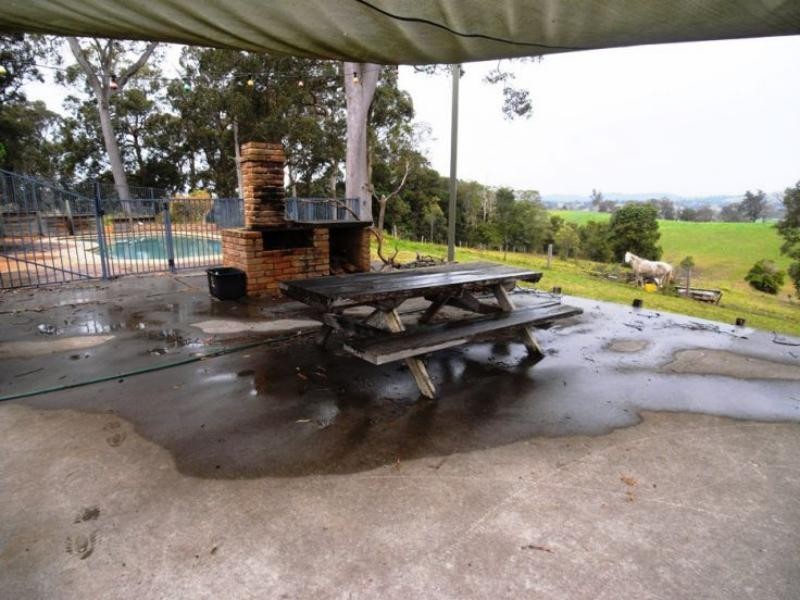 8 Abbotts Falls Rd, Wingham NSW 2429