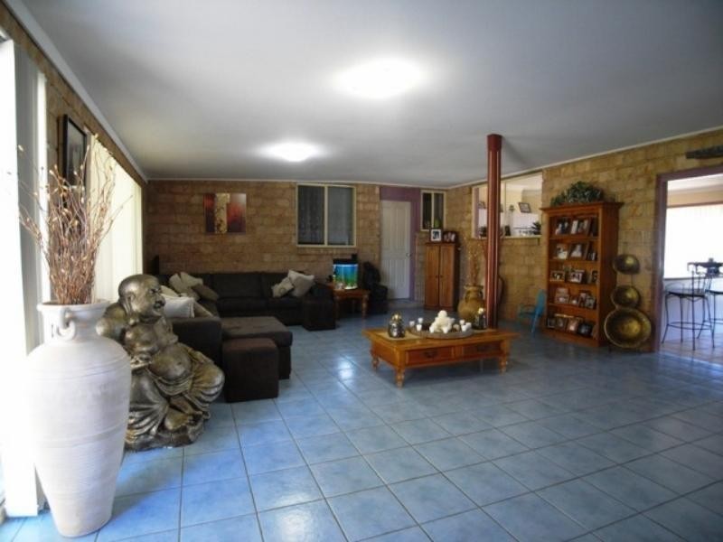 26 Country Club Dr, Wingham NSW 2429