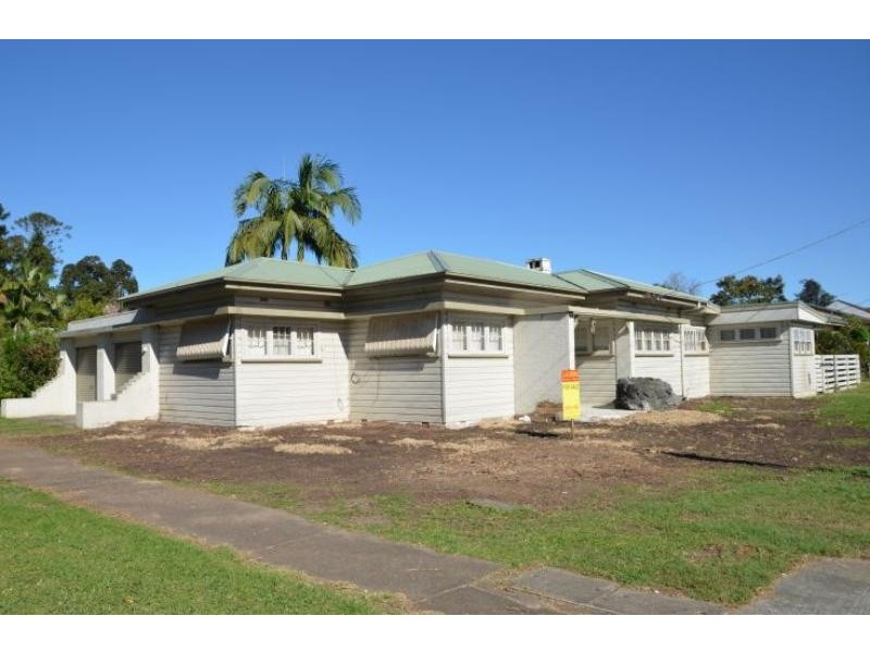 18 Combined St, Wingham NSW 2429