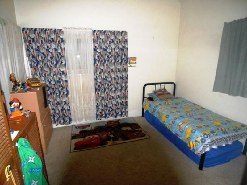 18 Combined St, Wingham NSW 2429