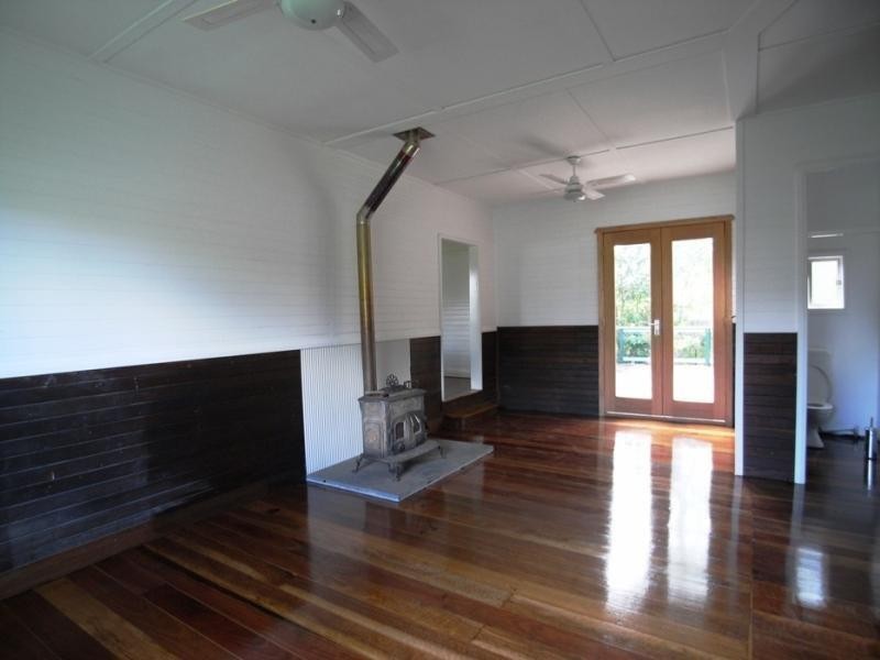 19 Primrose St, Wingham NSW 2429