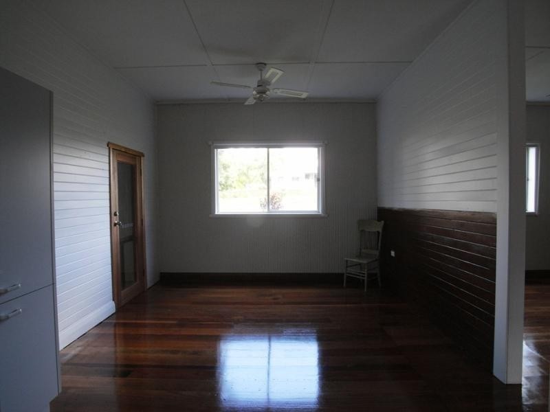 19 Primrose St, Wingham NSW 2429