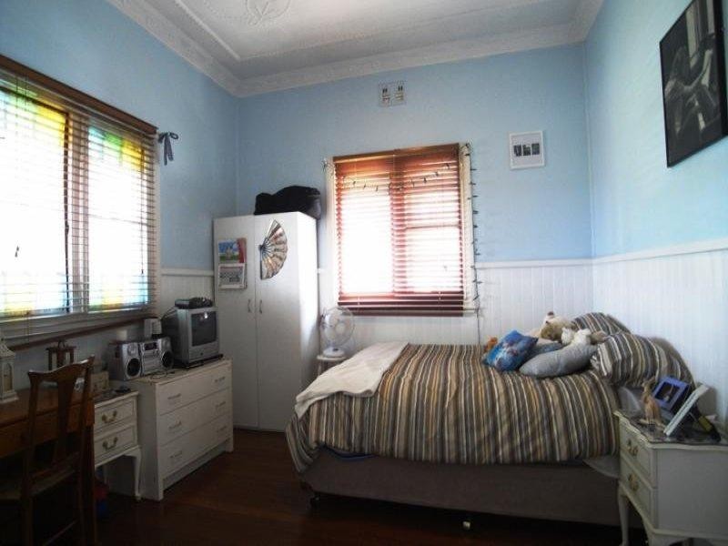 17 Canget St, Wingham NSW 2429