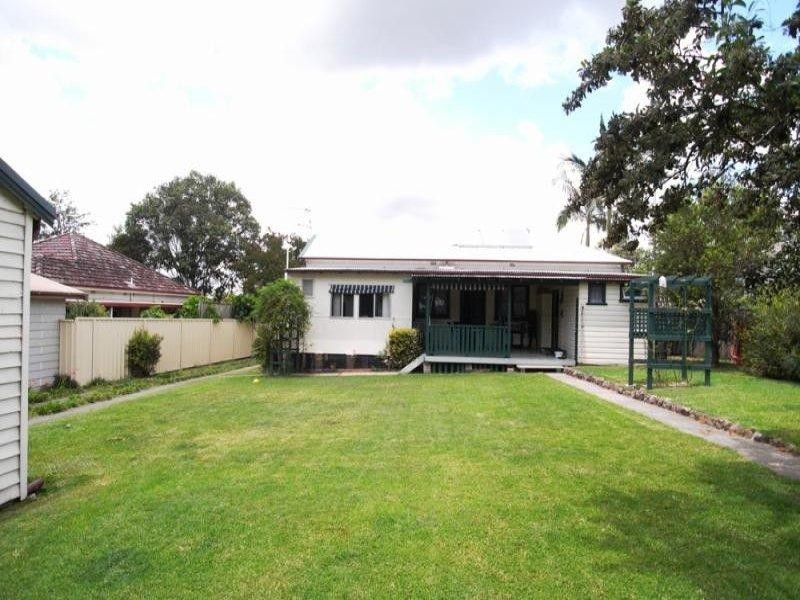 17 Canget St, Wingham NSW 2429