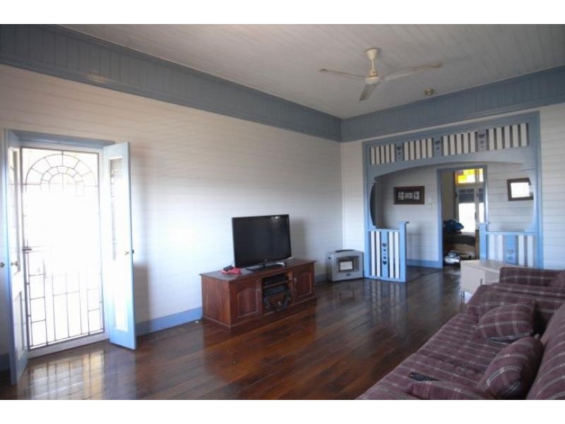 31 Flett St, Wingham NSW 2429