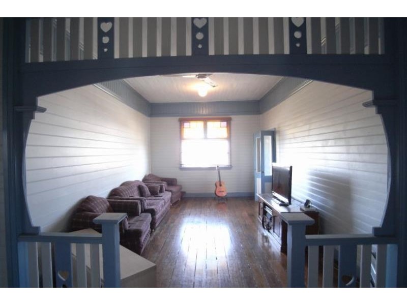 31 Flett St, Wingham NSW 2429