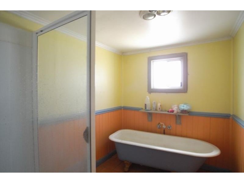 31 Flett St, Wingham NSW 2429